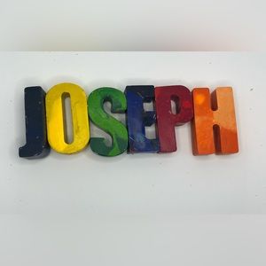 Crayon letter personalized name- 9 colors
